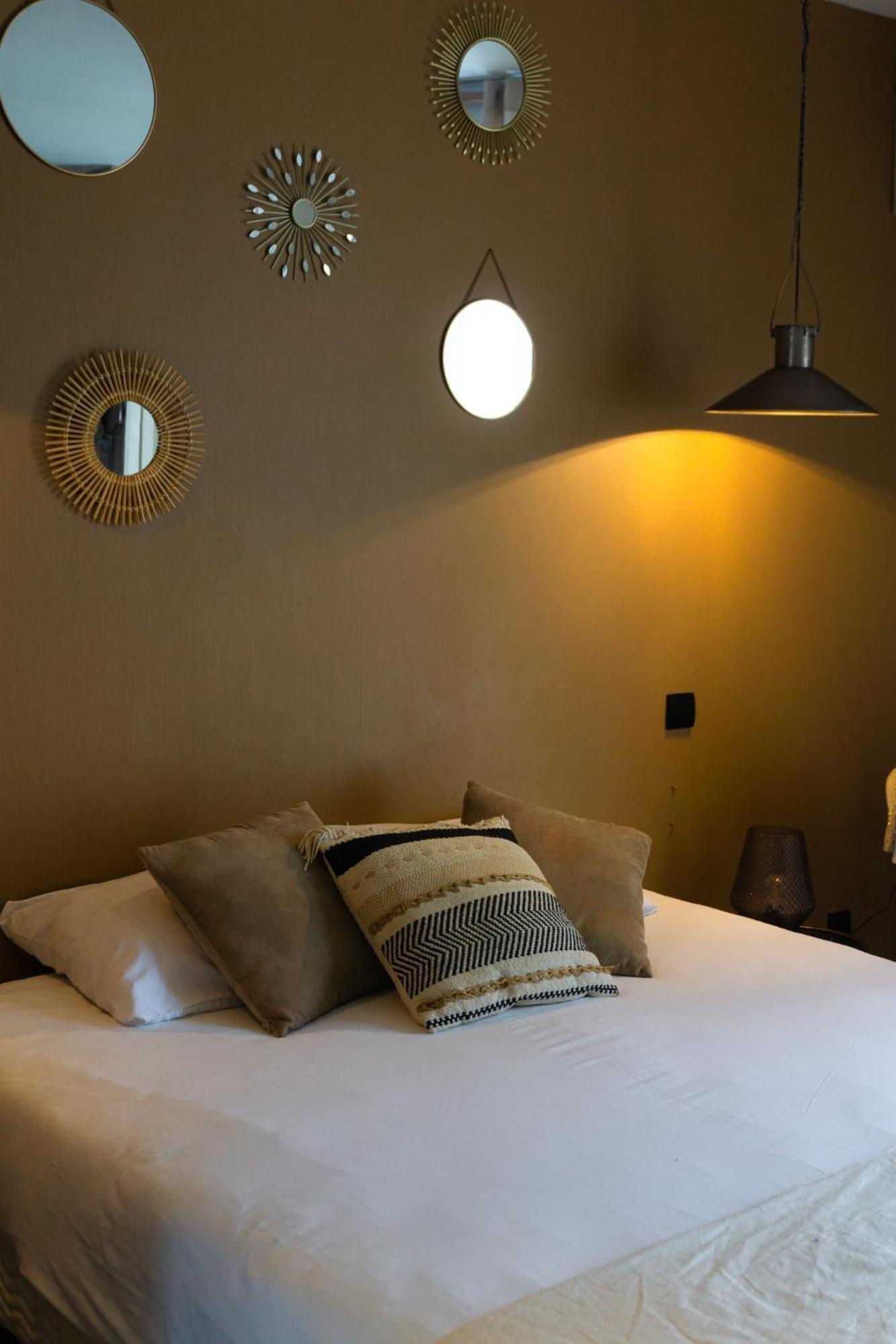 A La Voile Blanche Hotel บูซิเกส์ ภายนอก รูปภาพ