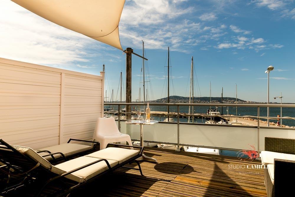 A La Voile Blanche Hotel บูซิเกส์ ภายนอก รูปภาพ